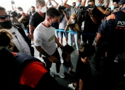 华体会官网入口-法甲大巴黎内讧？梅西与姆巴佩场外互动引球迷热议