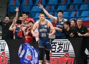 华体会网址-霍楠：同曦多名球员面临续约问题，球队现在挑战与机会并存的简单介绍