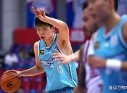 华体会登入-青岛男篮分享杨瀚森赴美日记媒体开放日采访的简单介绍
