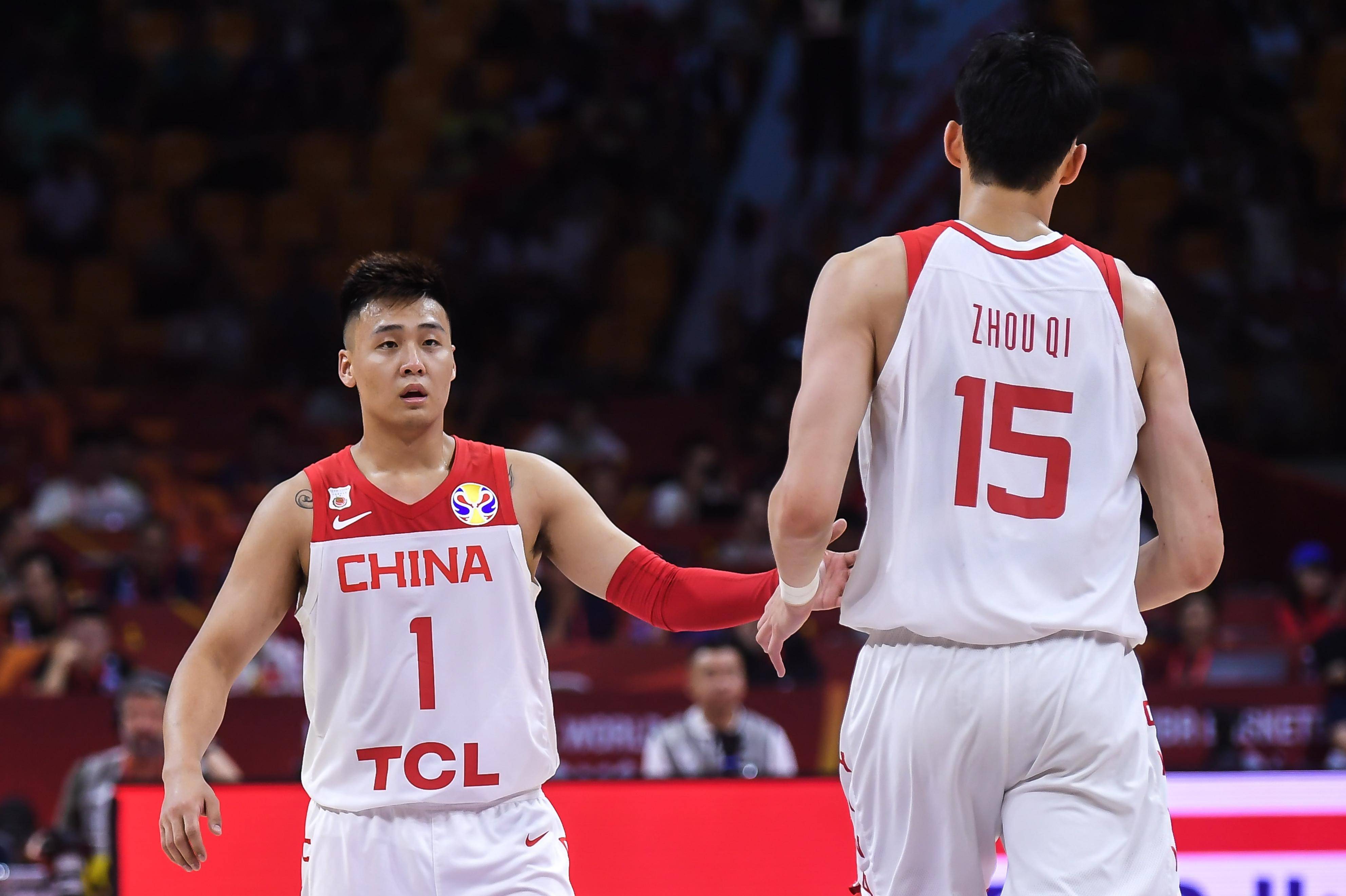 包含郭士强执教中国男篮战绩1胜11负最近11场全败的词条