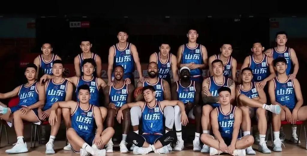 大连男篮挑战南京同曦，全队备战状态良好
