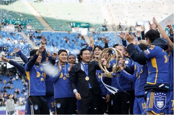 关于球场几乎全空！世俱杯韩国蔚山HD对南非球队，现的信息