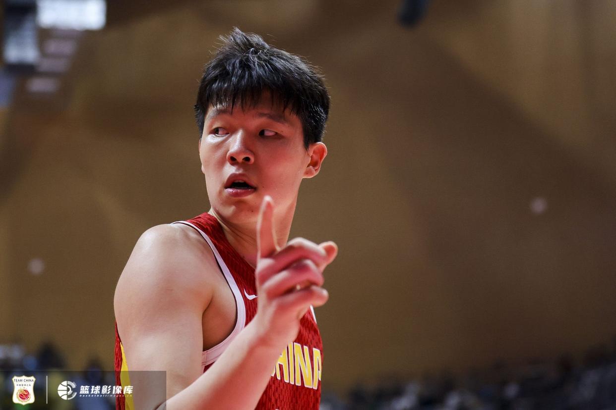 包含严峻考验！杨瀚森本场将对位米西，后者上赛季场均9+8的词条
