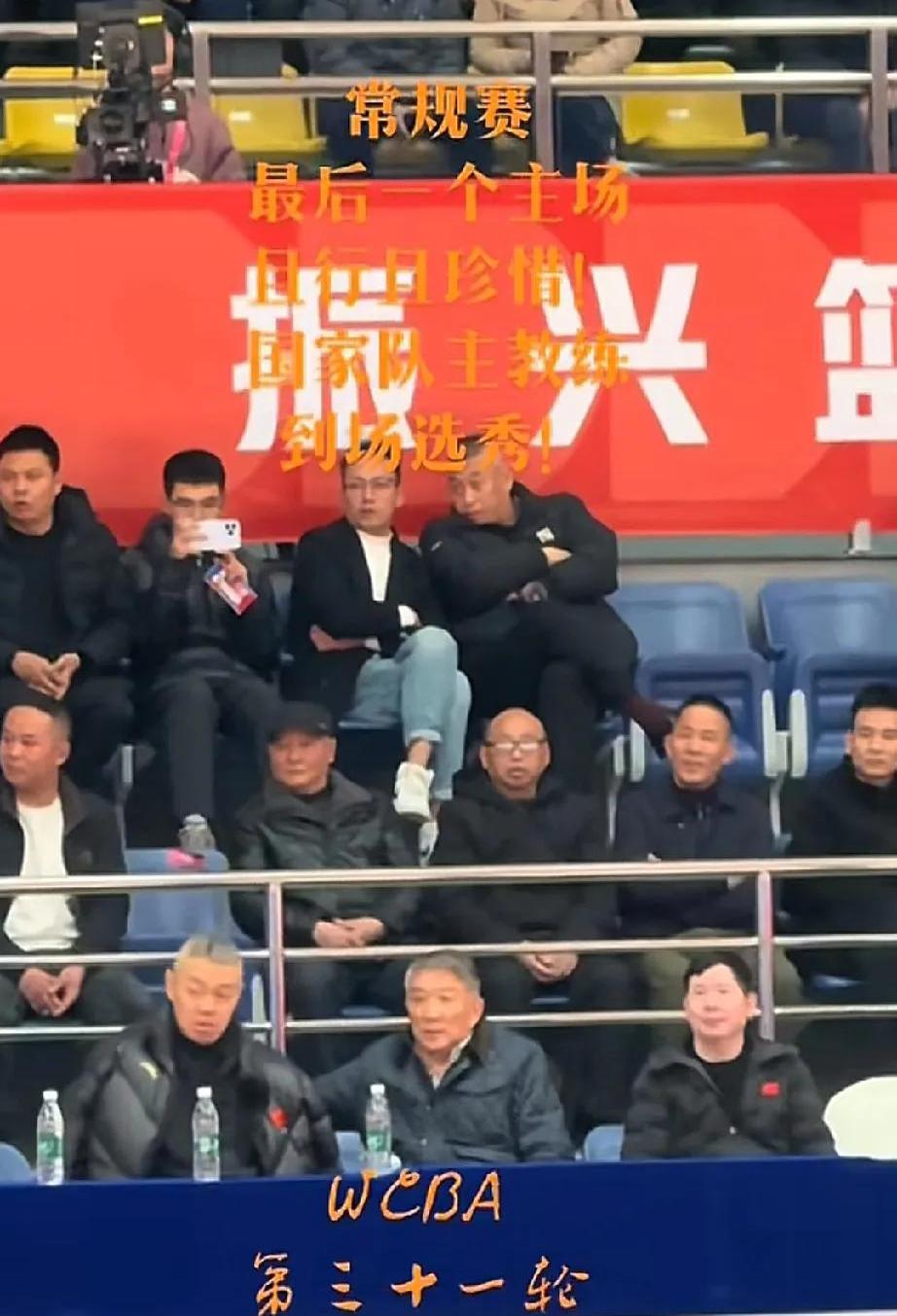 宫鲁鸣谈双塔组合：进攻端效果很好防守漏洞尽快弥补的简单介绍