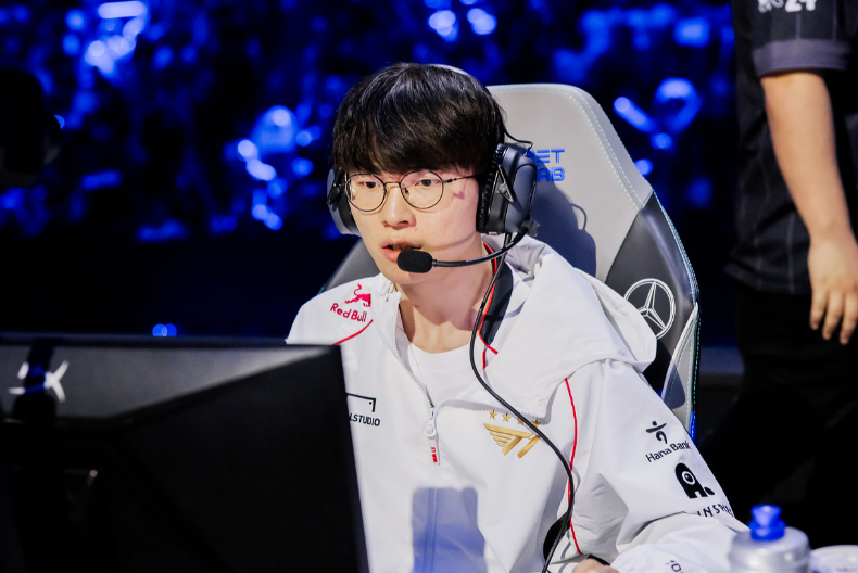Faker获得S14决赛FMVP