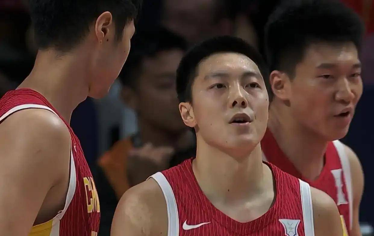 包含郭士强执教中国男篮战绩1胜11负最近11场全败的词条